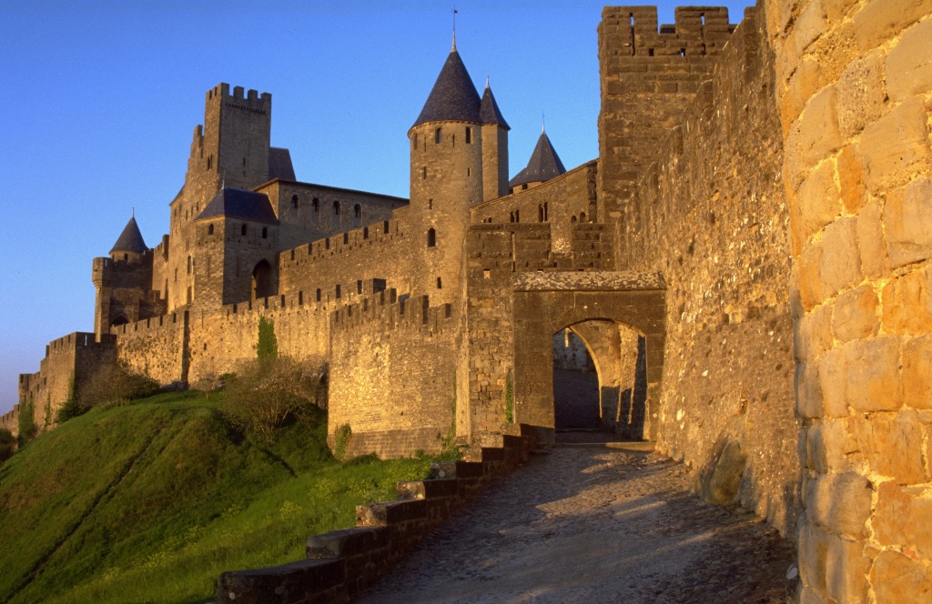 Toulouse Welcome - Cité de Carcassonne & Chateau Comtal